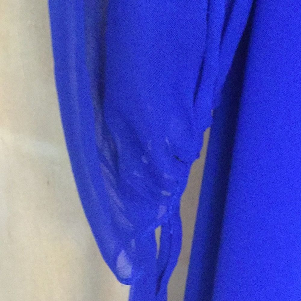 Badgley Mischka off-the-shoulder gown - Picture 8 of 14